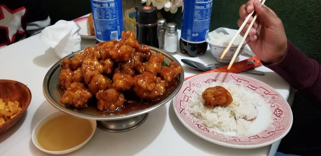 Moy Fong Restaurant | restaurant | 7411 Stenton Ave, Philadelphia, PA 19150, USA | 2159270945 OR +1 215-927-0945