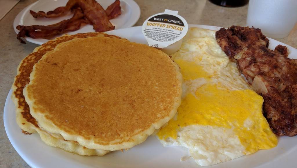 Southern Pancake House | restaurant | 7100 N Kings Hwy, Myrtle Beach, SC 29572, USA | 8434493832 OR +1 843-449-3832