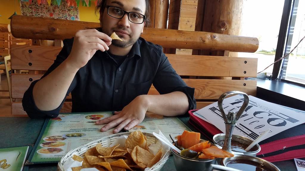 El Borrego De Oro | restaurant | 926 Plainfield Rd, Joliet, IL 60435, USA | 8157749401 OR +1 815-774-9401