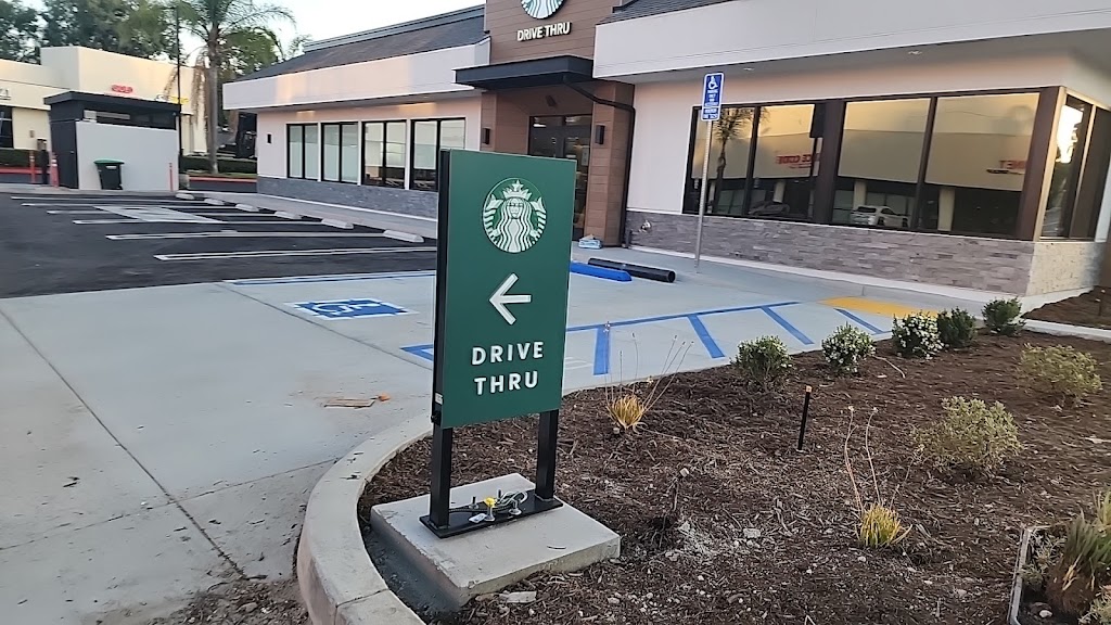 Starbucks | cafe | 23562 Moulton Pkwy, Laguna Woods, CA 92637, USA | 9499452173 OR +1 949-945-2173