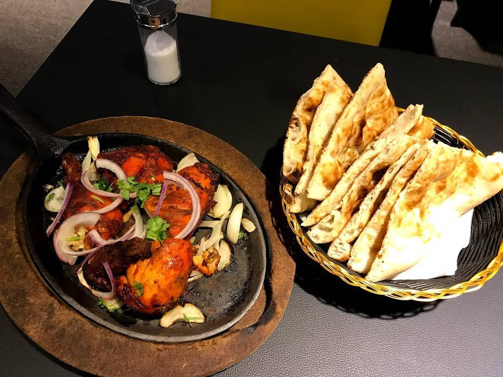 Ghoroaa Classic Restaurant | restaurant | 3454 Danforth Ave, Scarborough, ON M1L 1E1, Canada | 4166903454 OR +1 416-690-3454