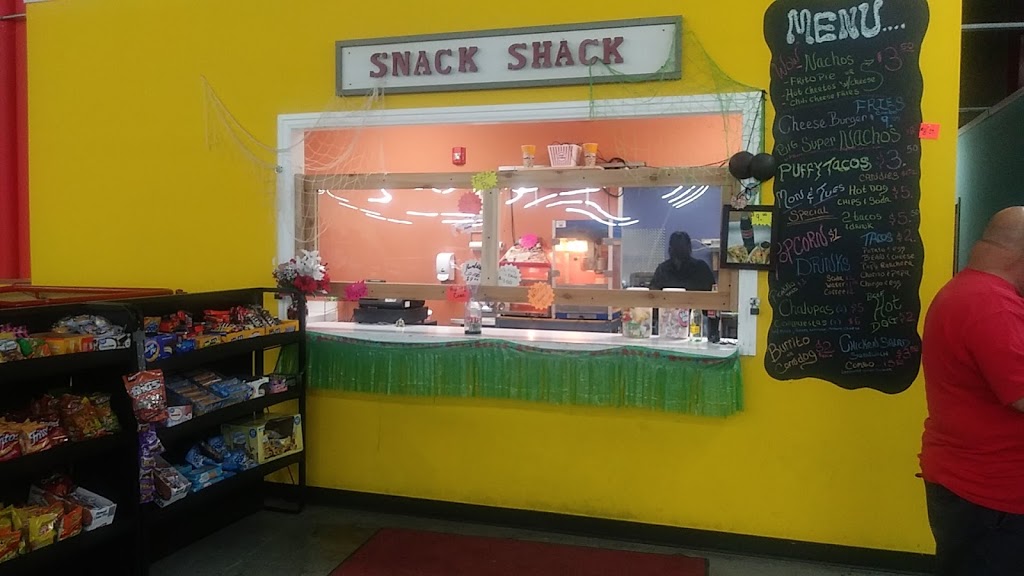 Snack Shack | restaurant | 1131 SE Military Dr, San Antonio, TX 78214, USA | 2108279275 OR +1 210-827-9275