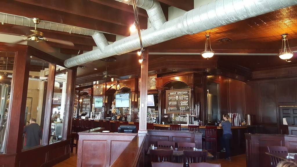 Rocky River Brewing Co | restaurant | 21290 Center Ridge Rd, Cleveland, OH 44116, USA | 4408952739 OR +1 440-895-2739