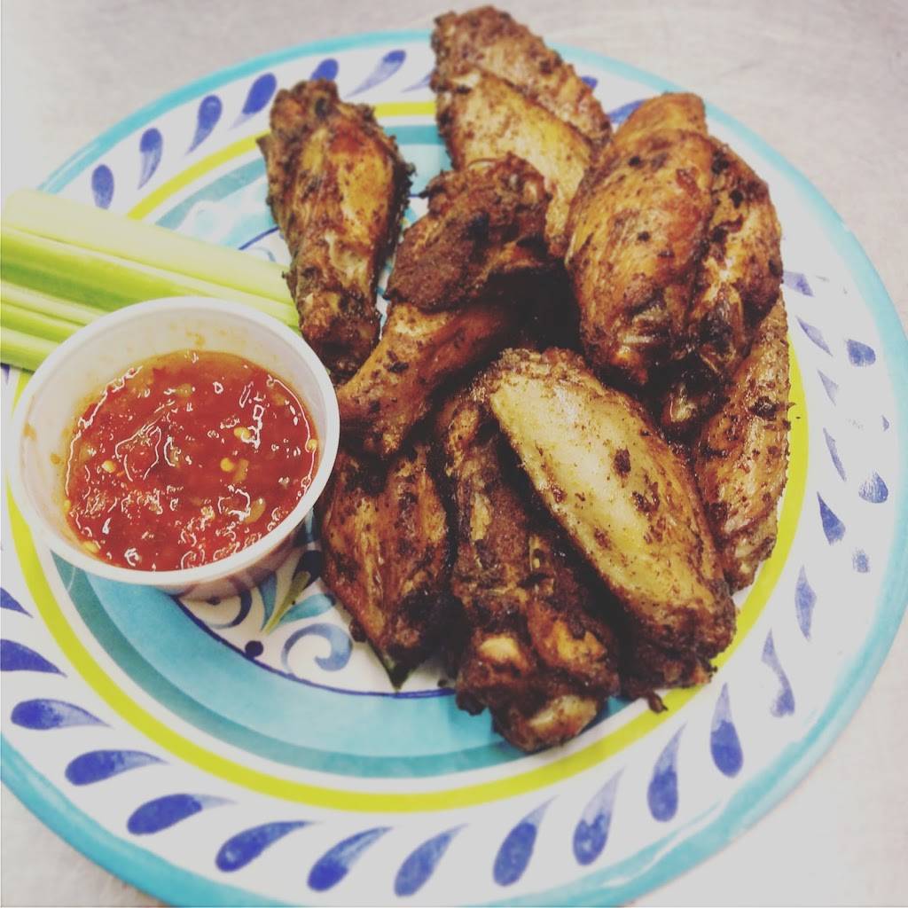 The Drop-In Bar & Deli | restaurant | 32 Center St # B, Folly Beach, SC 29439, USA | 8436330234 OR +1 843-633-0234