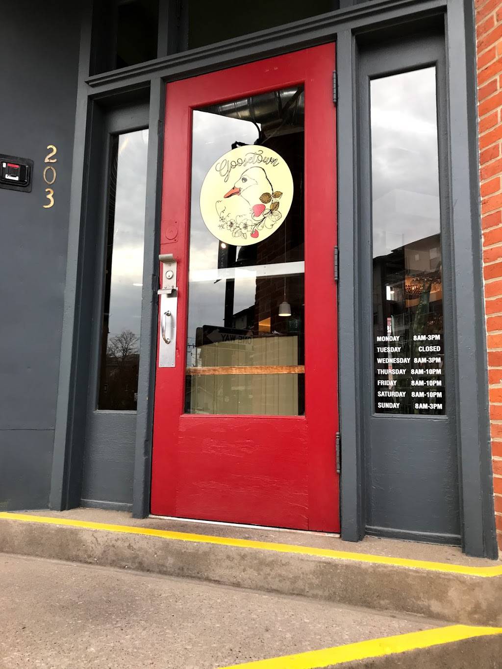 Goosetown Café | restaurant | 203 N Linn St, Iowa City, IA 52245, USA | 3193511924 OR +1 319-351-1924