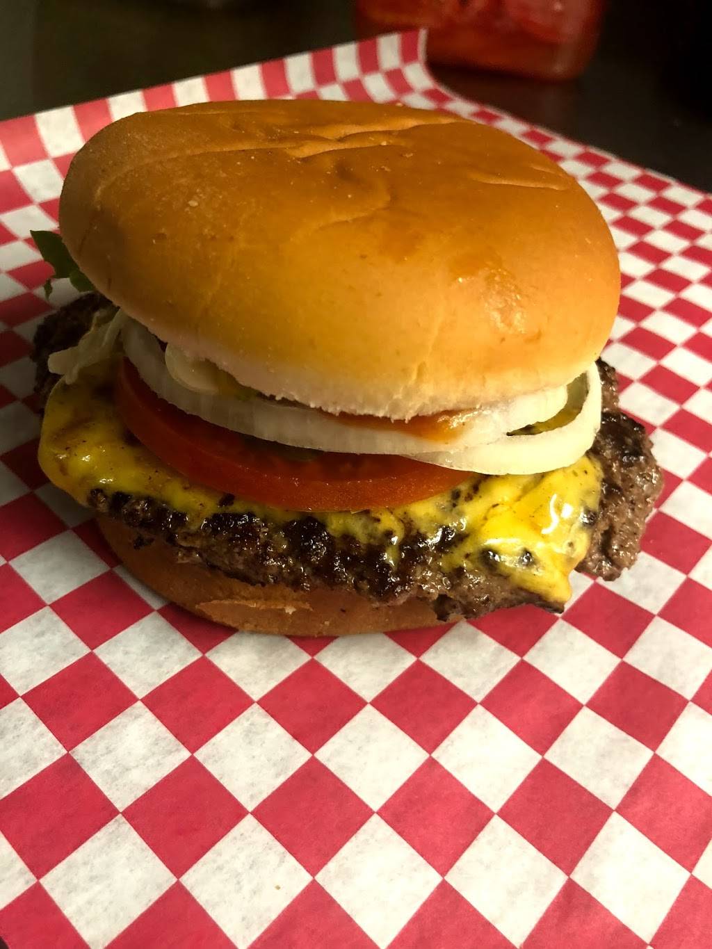 KC Finns | restaurant | 1027 S Highland Ave, Jackson, TN 38301, USA | 7316932550 OR +1 731-693-2550