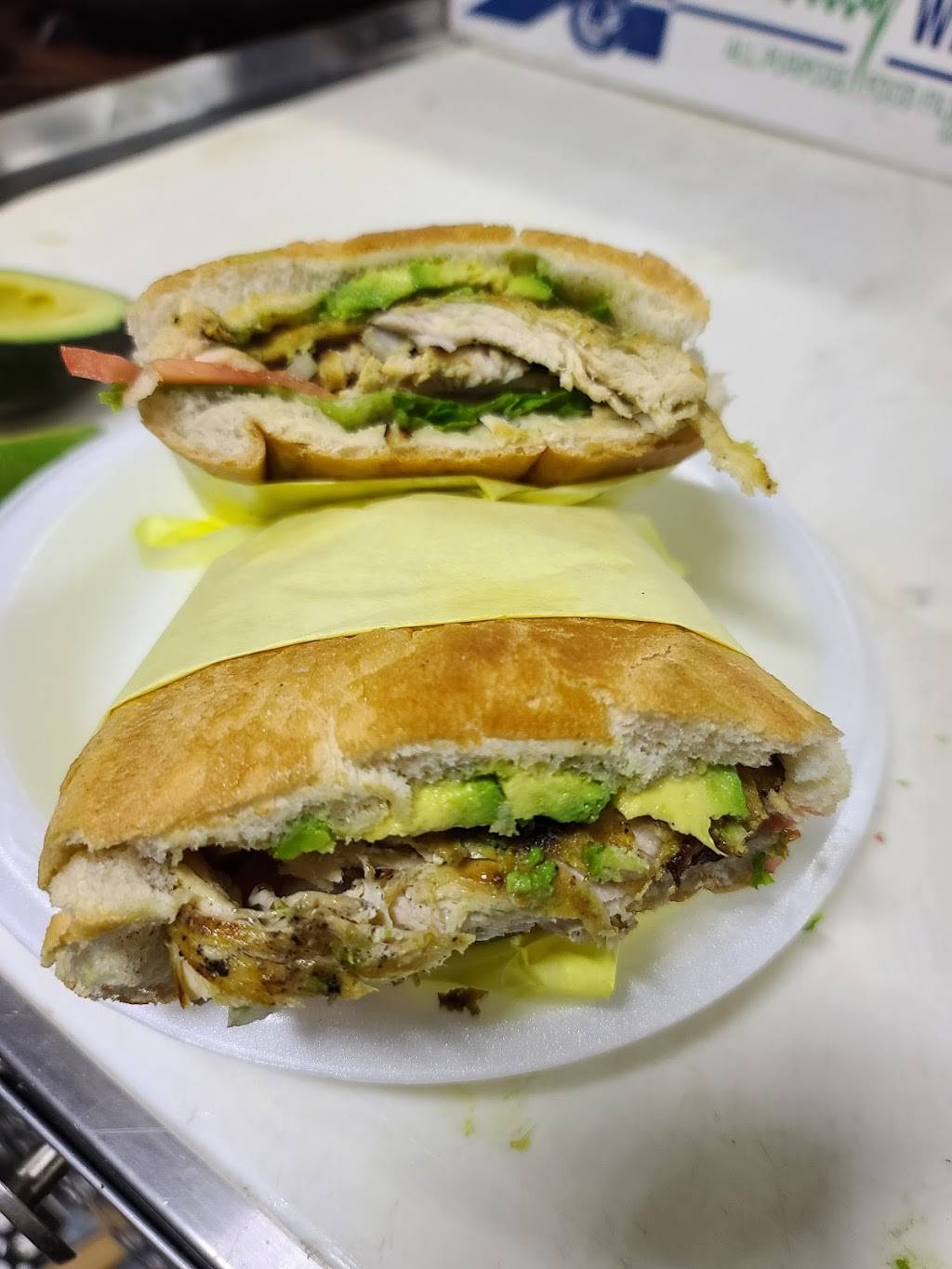 Tu lonchera favorita fresh | restaurant | 3620 Vermont Ave, Los Angeles, CA 90089, USA | 3236031965 OR +1 323-603-1965