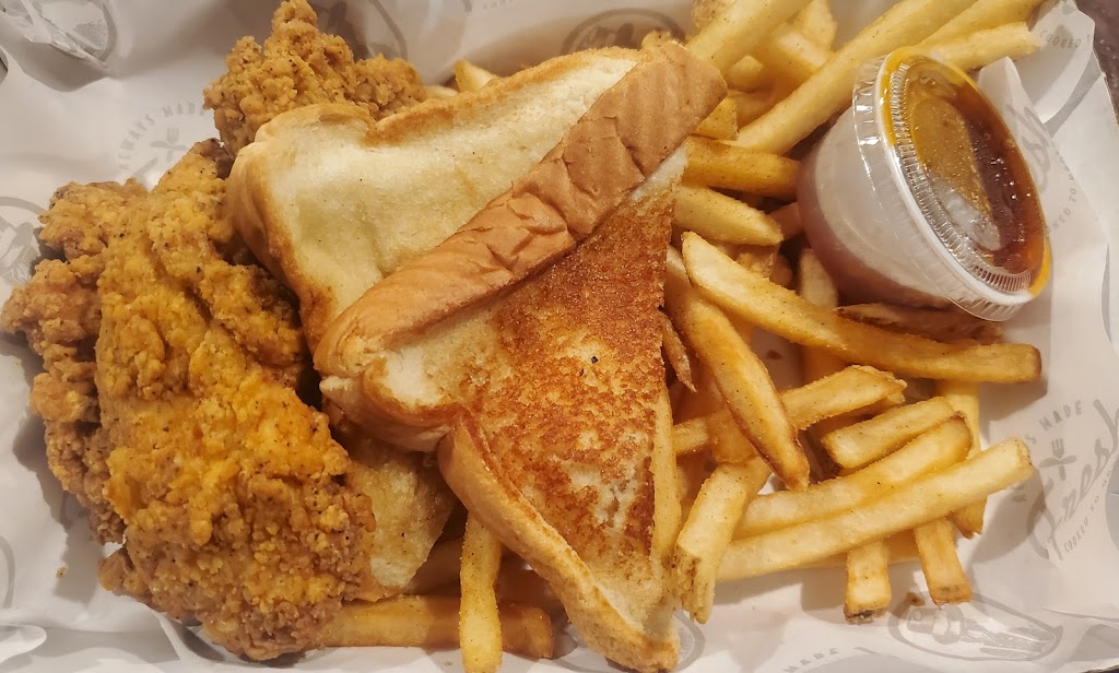 Slim Chickens | restaurant | 4990 Fulton Dr NW, Canton, OH 44718, USA | 2347146250 OR +1 234-714-6250