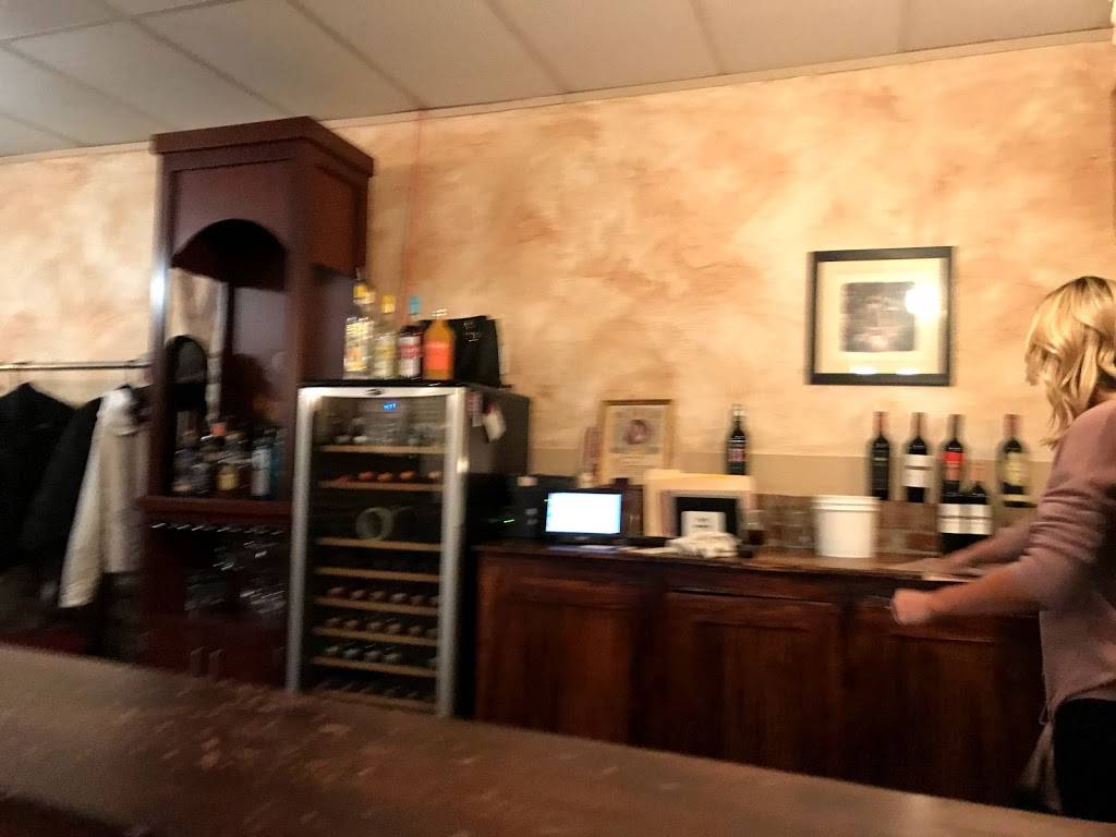 Vito Provolones | restaurant | 8031 S Meridian St, Indianapolis, IN 46217, USA | 3178881112 OR +1 317-888-1112