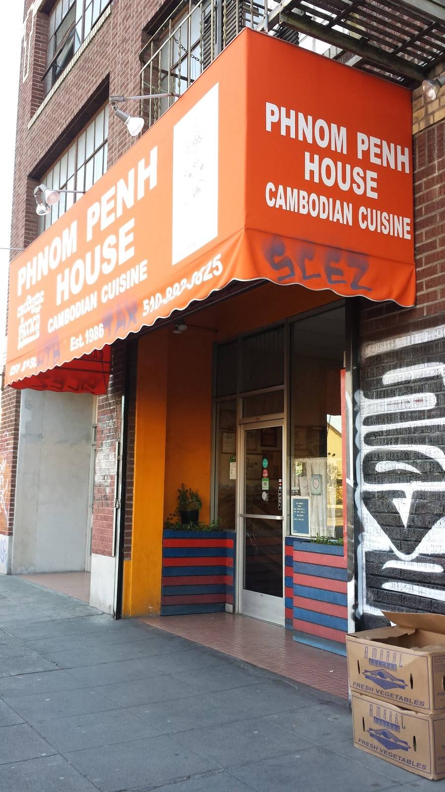 Phnom Penh House | restaurant | 1514 Webster St, Alameda, CA 94501, USA | 5108933825 OR +1 510-893-3825