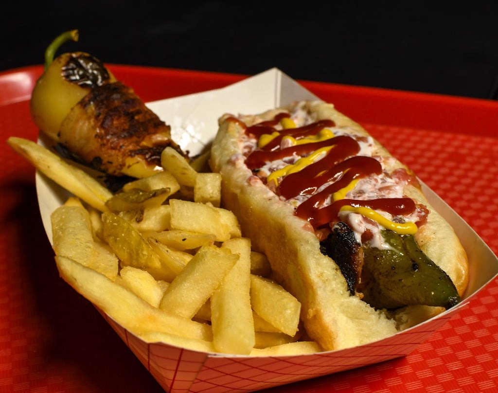 Mayos Hot Dogs | meal takeaway | 4402 S 7th Ave, Phoenix, AZ 85041, USA | 4807291661 OR +1 480-729-1661