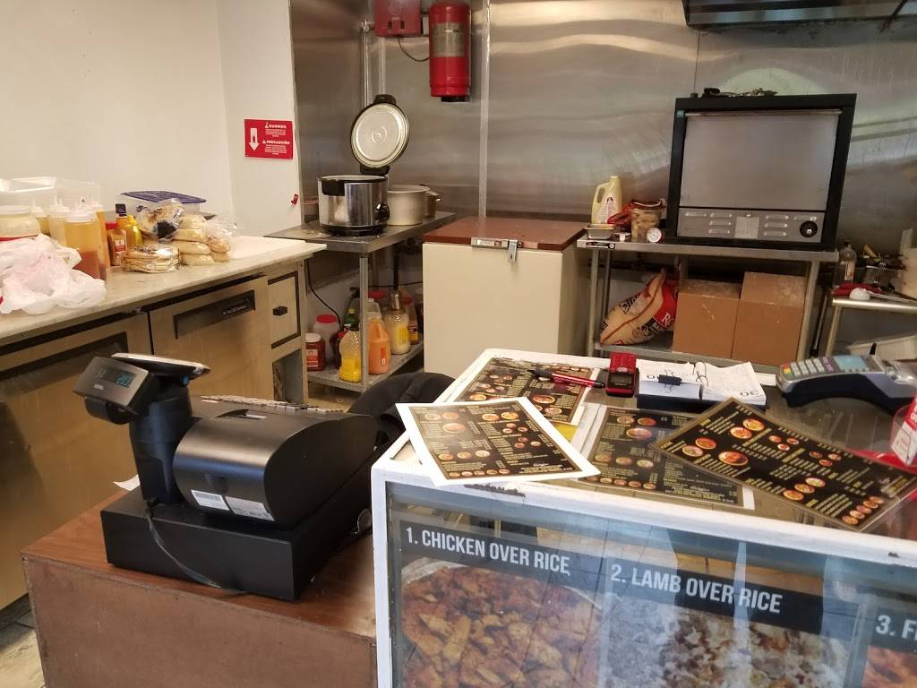 Tasty Platters and Fried Chicken | restaurant | 4401 Old William Penn Hwy, Monroeville, PA 15146, USA | 4122298491 OR +1 412-229-8491