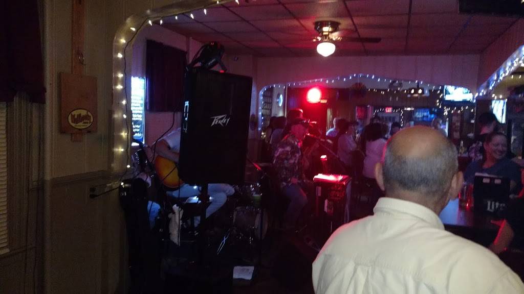 Charlies Cafe | restaurant | 79 N Main St, Ashley, PA 18706, USA | 5708253070 OR +1 570-825-3070