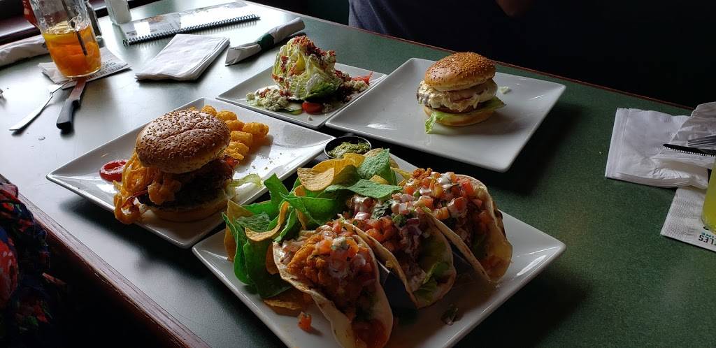 The Greene Turtle Sports Bar & Grille | restaurant | 425 Stanton Christiana Rd, Christiana, DE 19713, USA | 3026607222 OR +1 302-660-7222