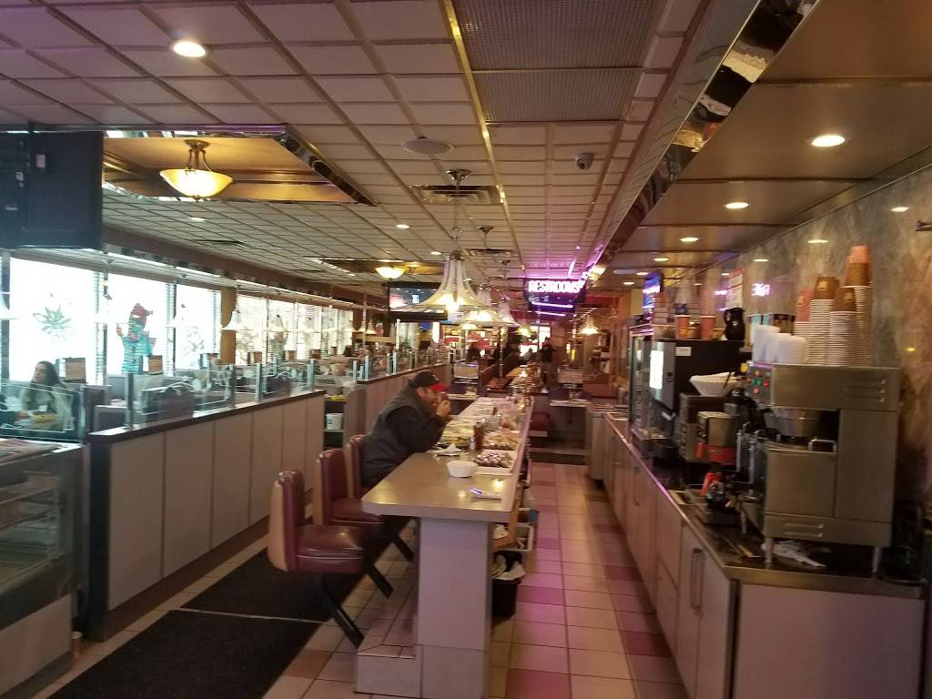 Seacrest Sayville Diner | restaurant | 229 W Main St, Sayville, NY 11782, USA | 6314054833 OR +1 631-405-4833