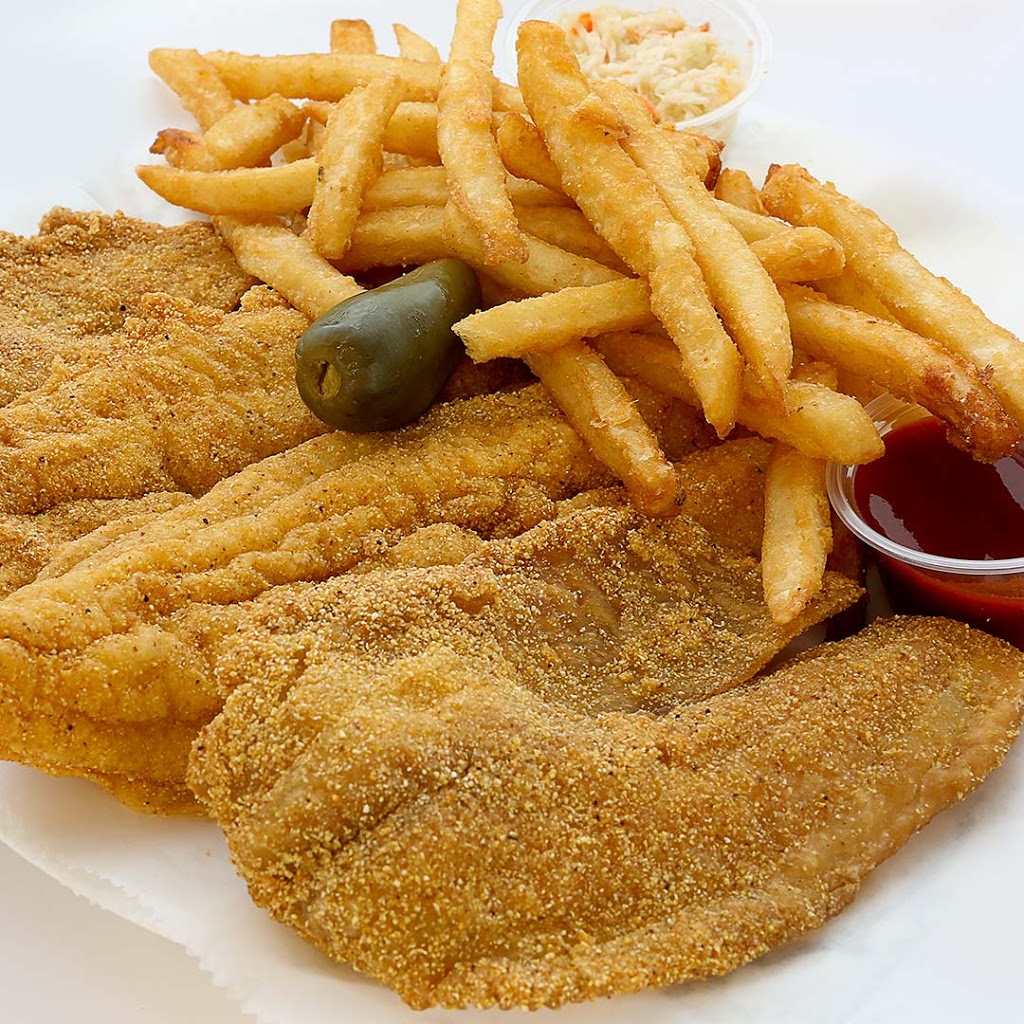 JJ Fish and Chicken | meal takeaway | 26 E Adams St, Chicago, IL 60603, USA | 3125780220 OR +1 312-578-0220