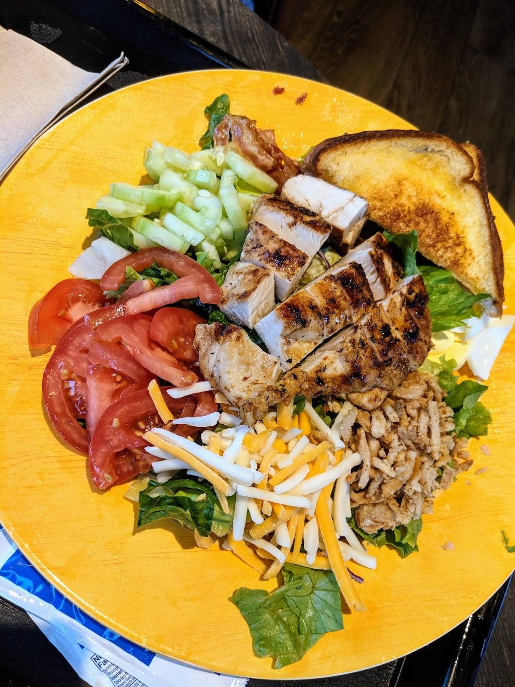 Zaxbys Chicken Fingers & Buffalo Wings | restaurant | 3400 N Pine Ave, Ocala, FL 34475, USA | 3528777900 OR +1 352-877-7900