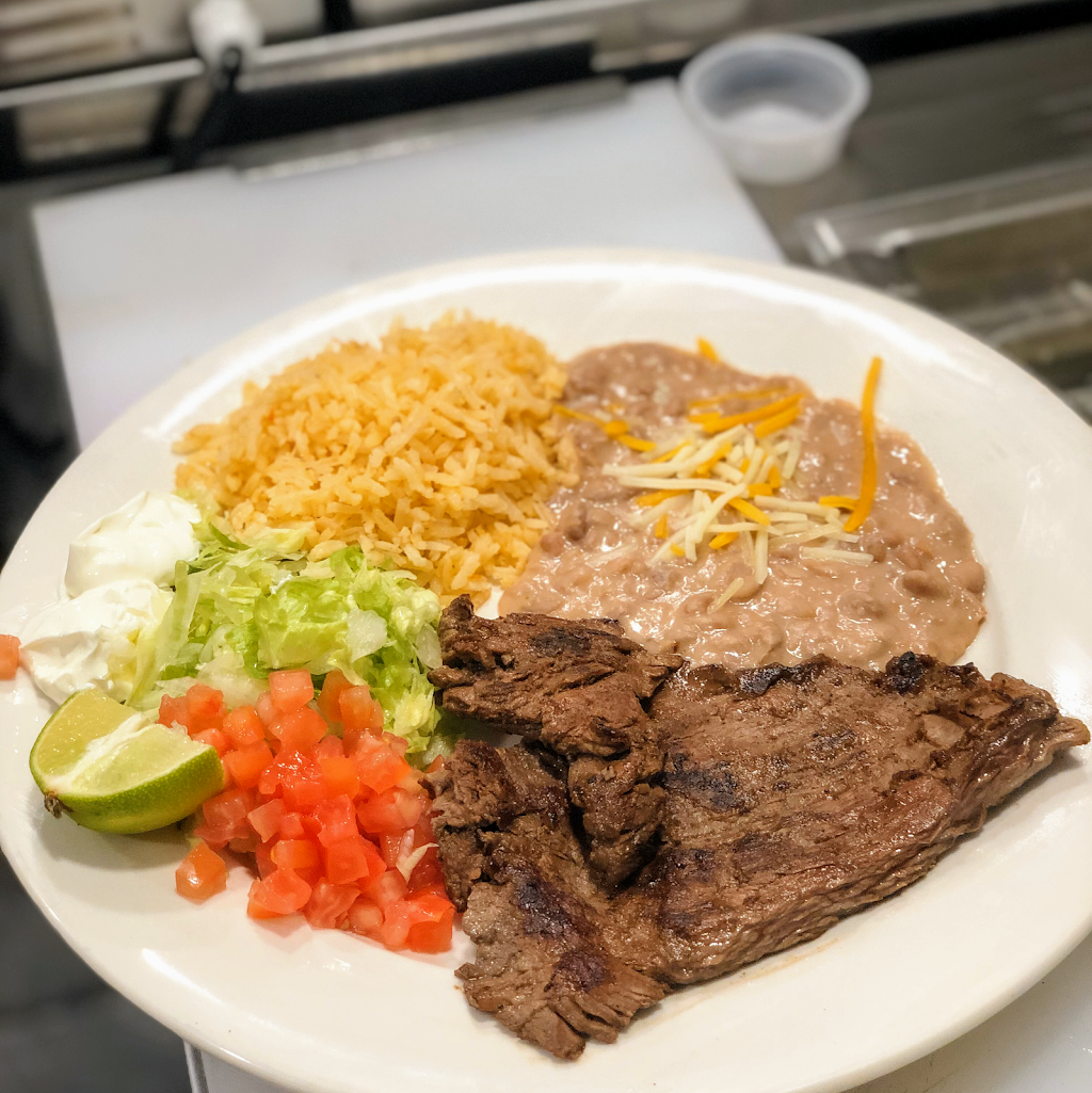 Temptations Mexican restaurant & lounge | restaurant | 60 W Hollis St, Nashua, NH 03060, USA | 6038648250 OR +1 603-864-8250