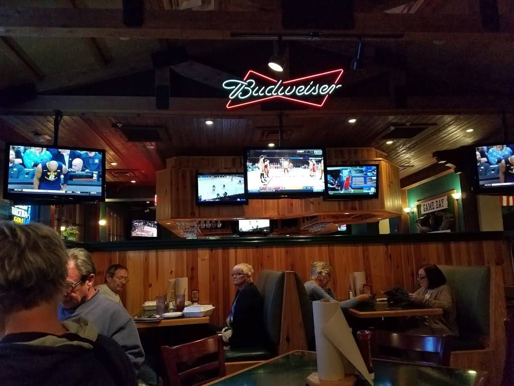 Gators Dockside The Villages | restaurant | 1004 Main St, Lady Lake, FL 32159, USA | 3524301377 OR +1 352-430-1377