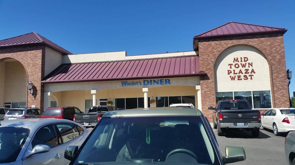 Woodetts Diner | restaurant | 1492 US-395 # 101, Gardnerville, NV 89410, USA | 7757820351 OR +1 775-782-0351