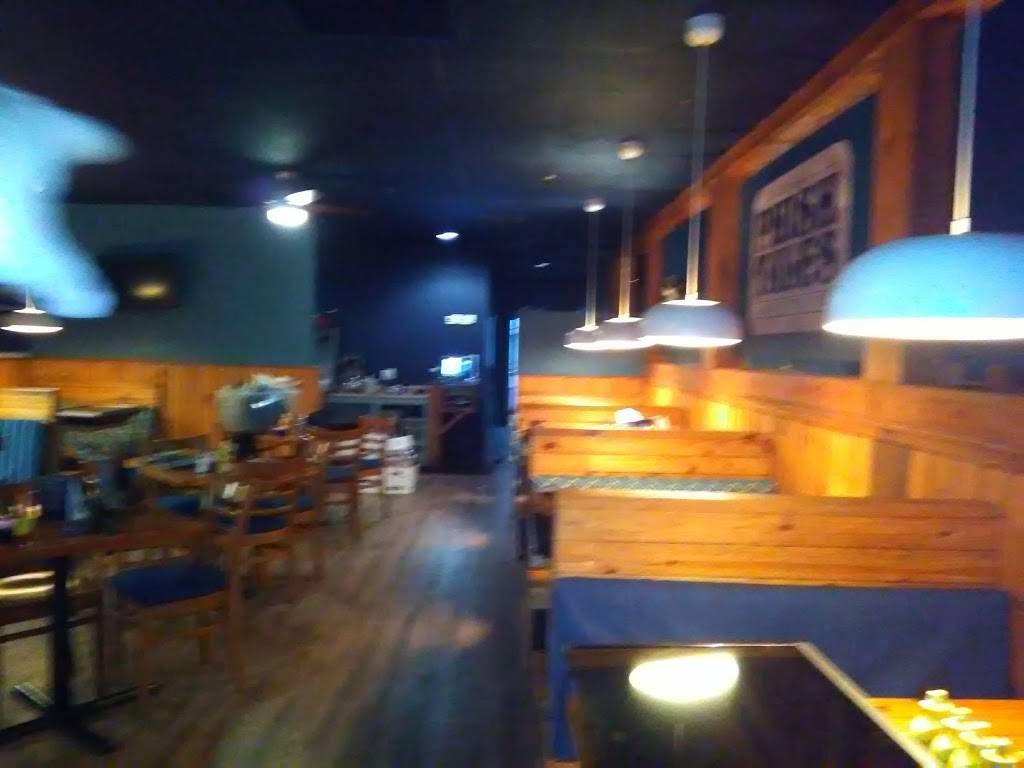 Phish Tales | restaurant | 1445 SW Main Blvd #170, Lake City, FL 32025, USA | 3867550490 OR +1 386-755-0490