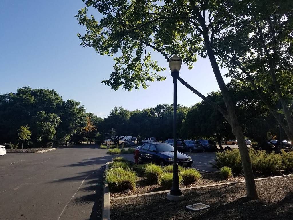 Bistro @ 3160 | restaurant | 3160 Porter Dr, Palo Alto, CA 94304, USA | 6508120530 OR +1 650-812-0530