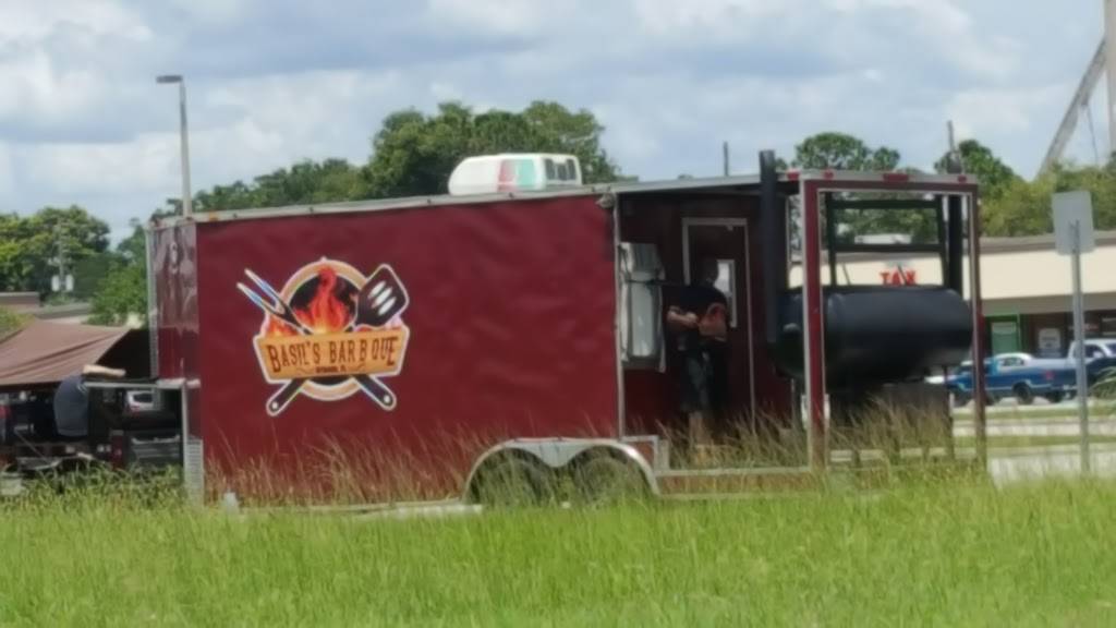 Basils Bar B Que | restaurant | 4498 Clarcona Ocoee Rd, Orlando, FL 32810, USA | 3212394928 OR +1 321-239-4928