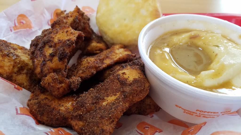 Popeyes Louisiana Kitchen | restaurant | 1030 W University Ave, Georgetown, TX 78626, USA | 5126885024 OR +1 512-688-5024