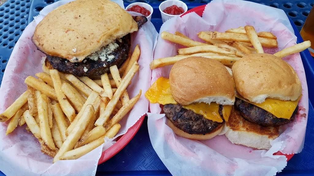 Phils Icehouse | restaurant | 13265 US-183, Austin, TX 78750, USA | 5122578750 OR +1 512-257-8750