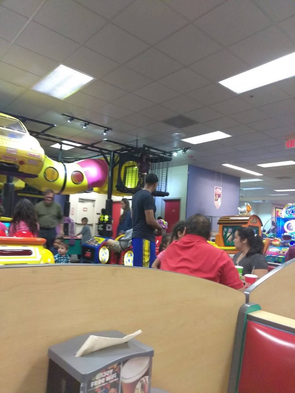 Chuck E. Cheese | restaurant | 3760 Ming Ave, Bakersfield, CA 93309, USA | 6613977855 OR +1 661-397-7855
