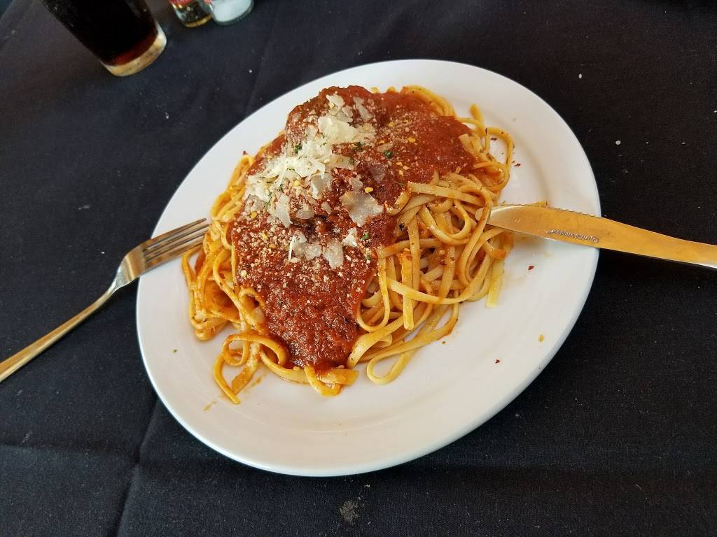 Fratellos Deli | restaurant | 2503 Broadway St, San Antonio, TX 78215, USA | 2104440277 OR +1 210-444-0277