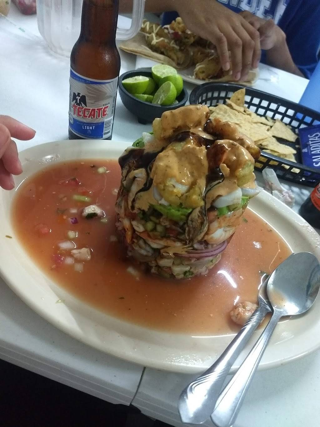 La Tostadota | restaurant | Espinoza, 21410 Tecate, B.C., Mexico | 016651226746 OR +52 665 122 6746