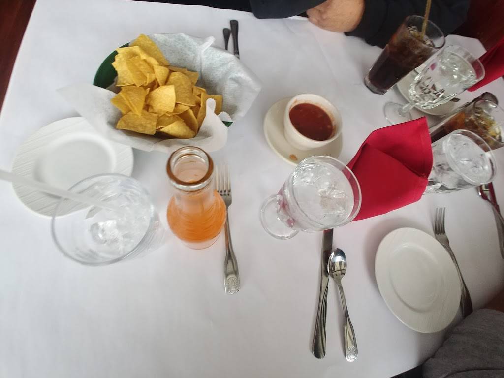 Plaza Azteca Restaurant | restaurant | 10430 Auto Park Ave, Bethesda, MD 20817, USA | 3013651770 OR +1 301-365-1770