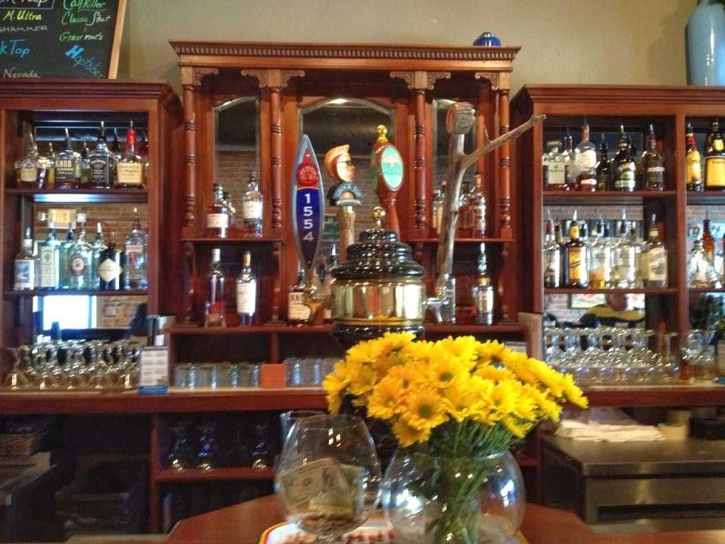 Father Toms Pub | restaurant | 32 N Cedar Ave, Cookeville, TN 38501, USA | 9318549484 OR +1 931-854-9484