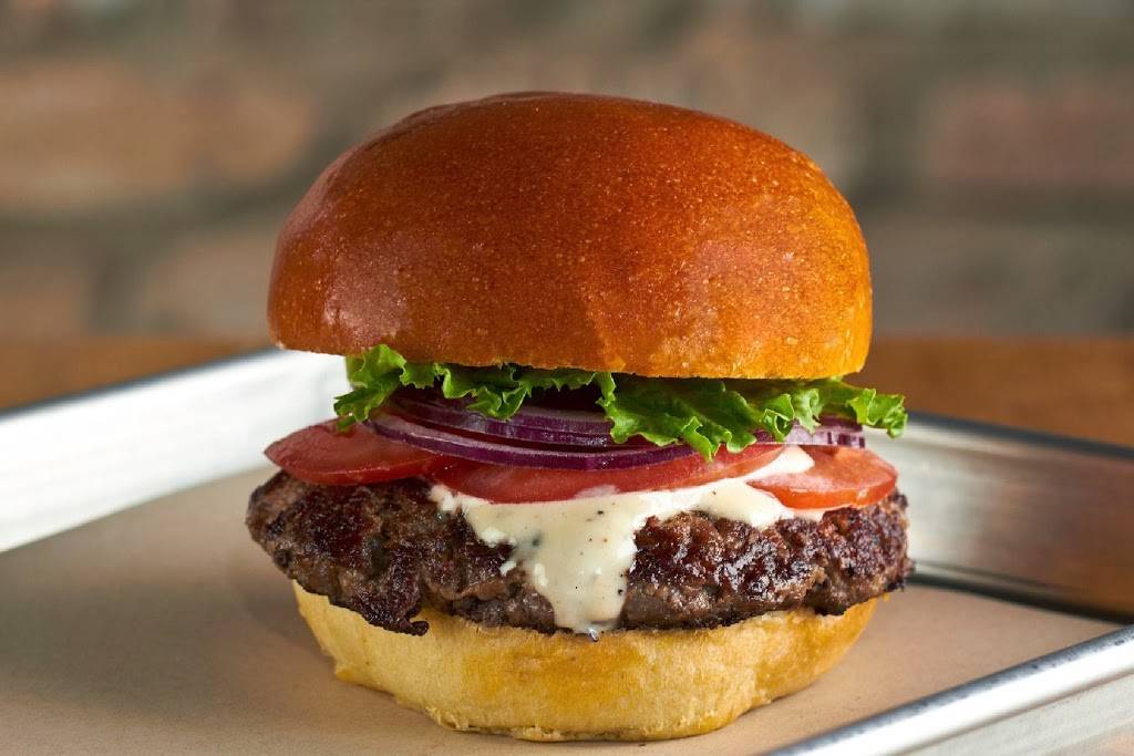 Chop House Burger | restaurant | 1501 Main St, Dallas, TX 75201, USA | 2147412747 OR +1 214-741-2747