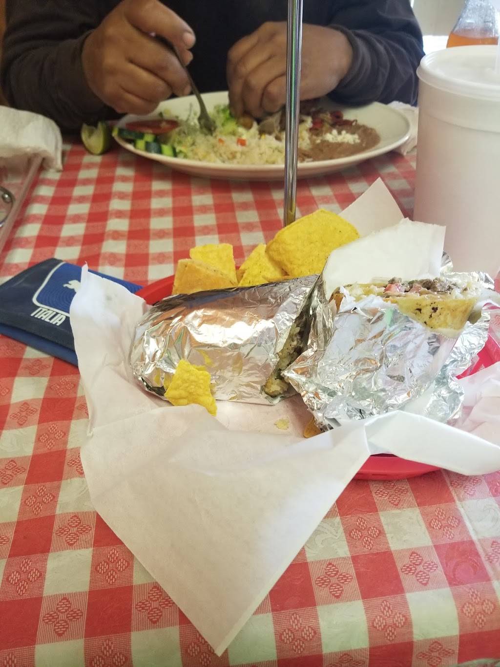 Taco Rio Mexican Kitchen | restaurant | 707 S Semoran Blvd, Orlando, FL 32807, USA | 4079302154 OR +1 407-930-2154