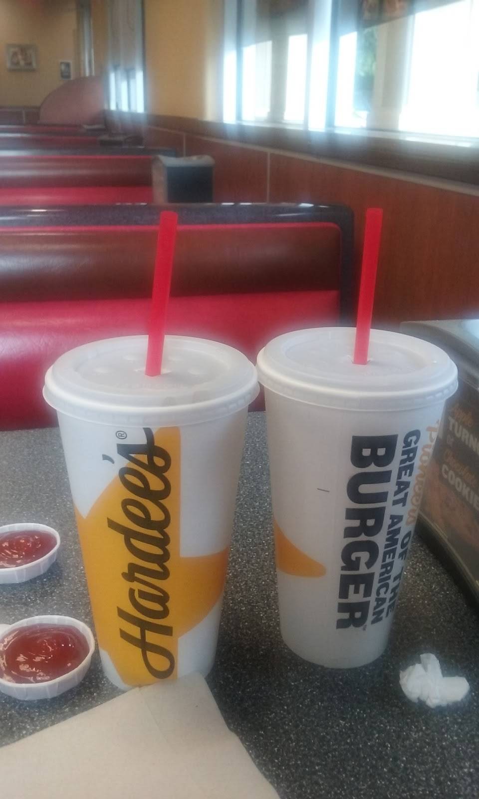 Hardees / Red Burrito | restaurant | 7300 W Newberry Rd, Gainesville, FL 32605, USA | 3523326957 OR +1 352-332-6957