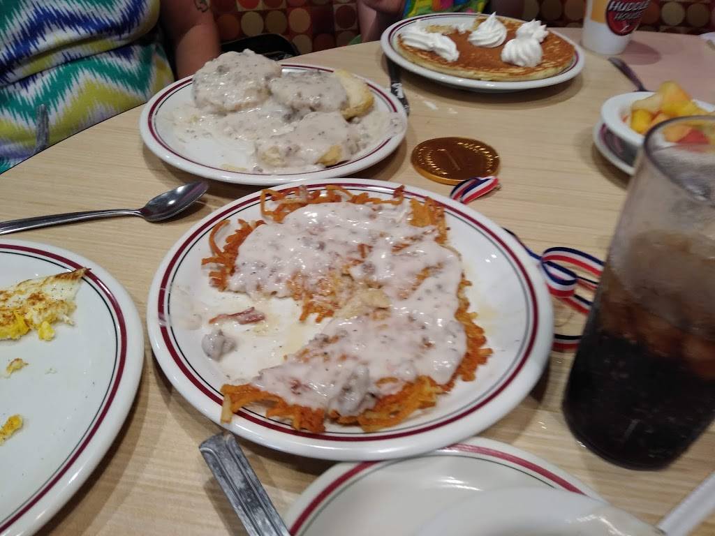 Huddle House | restaurant | 1735 W 21st St, Wichita, KS 67203, USA | 3164403399 OR +1 316-440-3399