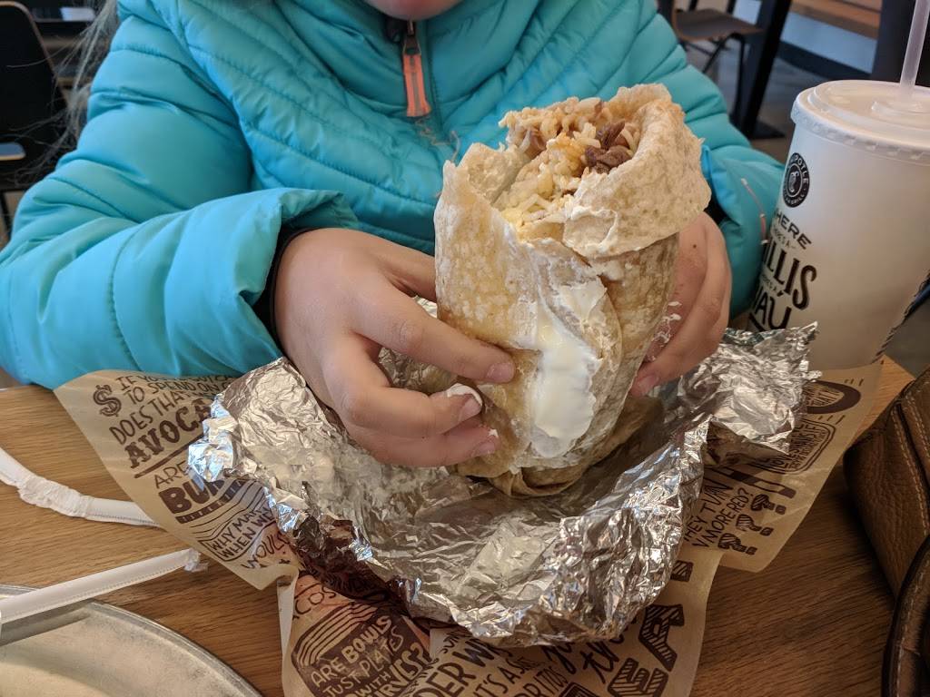 Chipotle Mexican Grill | restaurant | 1988 E Main St # Us250, Ashland, OH 44805, USA | 4192078445 OR +1 419-207-8445