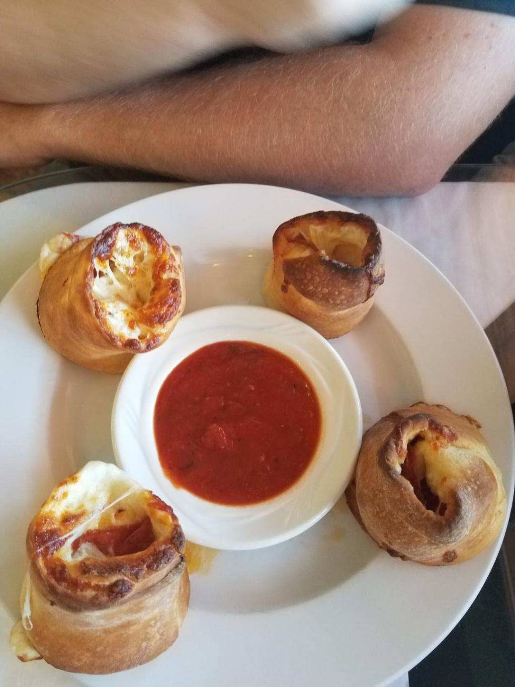 Francescos Italian Restaurant | restaurant | 2613 US-31, Decatur, AL 35603, USA | 2565846770 OR +1 256-584-6770