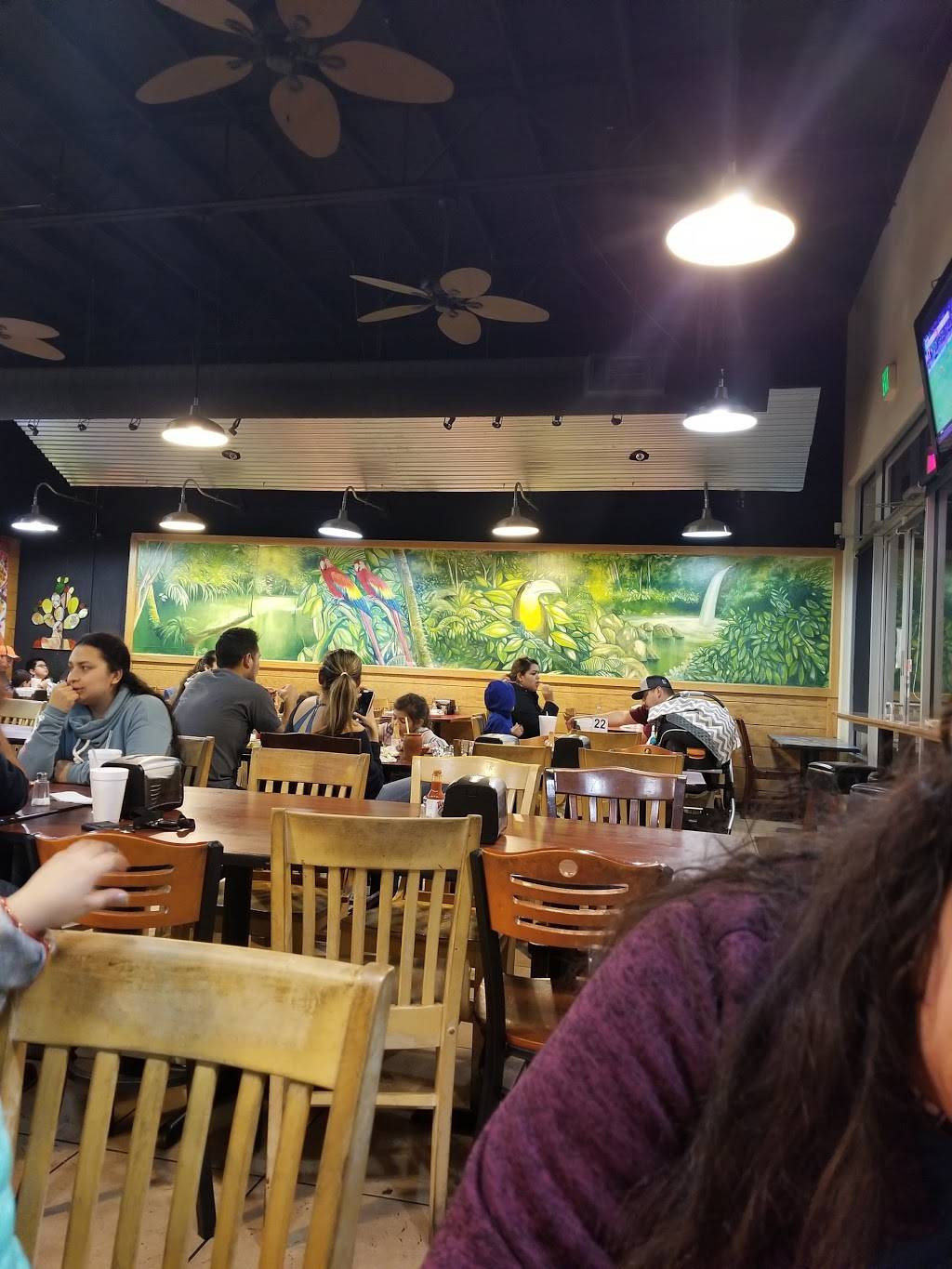 Jamba Juice Pacheco Pass Center | restaurant | 890 Renz Ln #107, Gilroy, CA 95020, USA | 4088422440 OR +1 408-842-2440