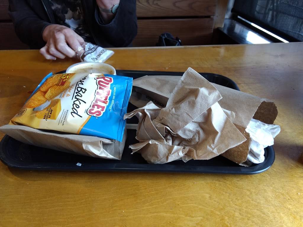 Potbelly Sandwich Shop | restaurant | 4825 Overton Ridge Blvd, Fort Worth, TX 76132, USA | 8172920362 OR +1 817-292-0362