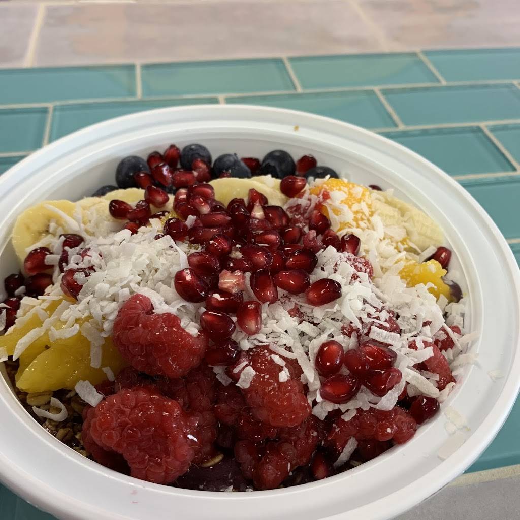 Berry Boss Acai | restaurant | 4615 4th St N, St. Petersburg, FL 33703, USA | 7277670458 OR +1 727-767-0458