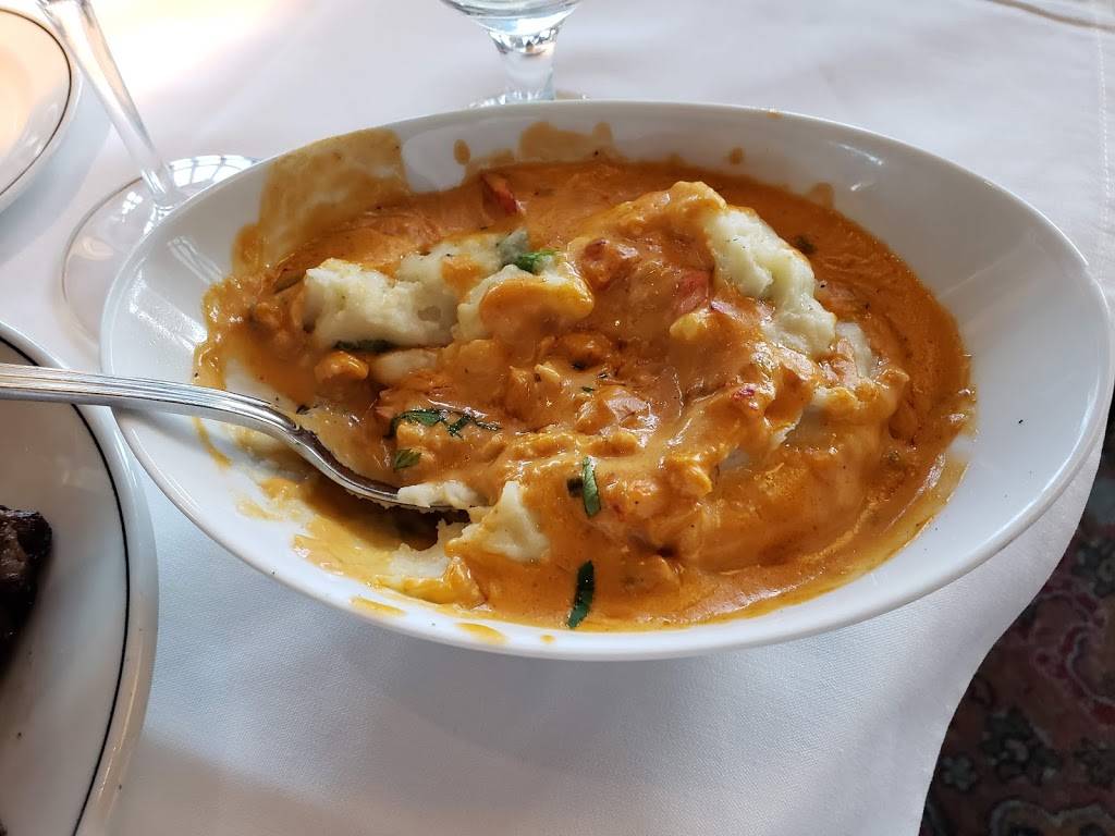 Trulucks | meal takeaway | 2401 McKinney Ave, Dallas, TX 75201, USA | 2142202401 OR +1 214-220-2401