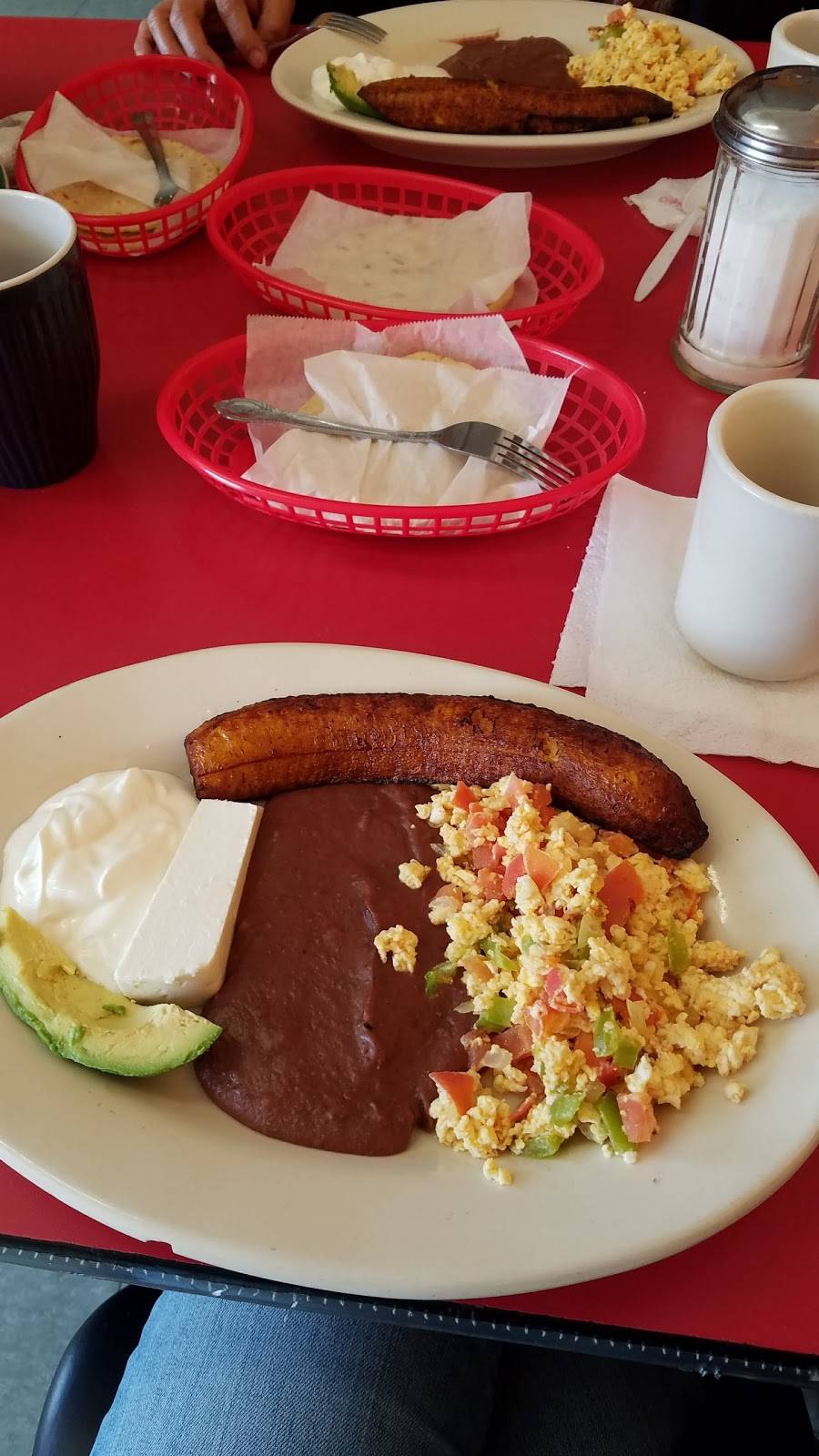 Restaurante Monte Cristo | restaurant | 3719 Canal St, Houston, TX 77003, USA | 7132240253 OR +1 713-224-0253