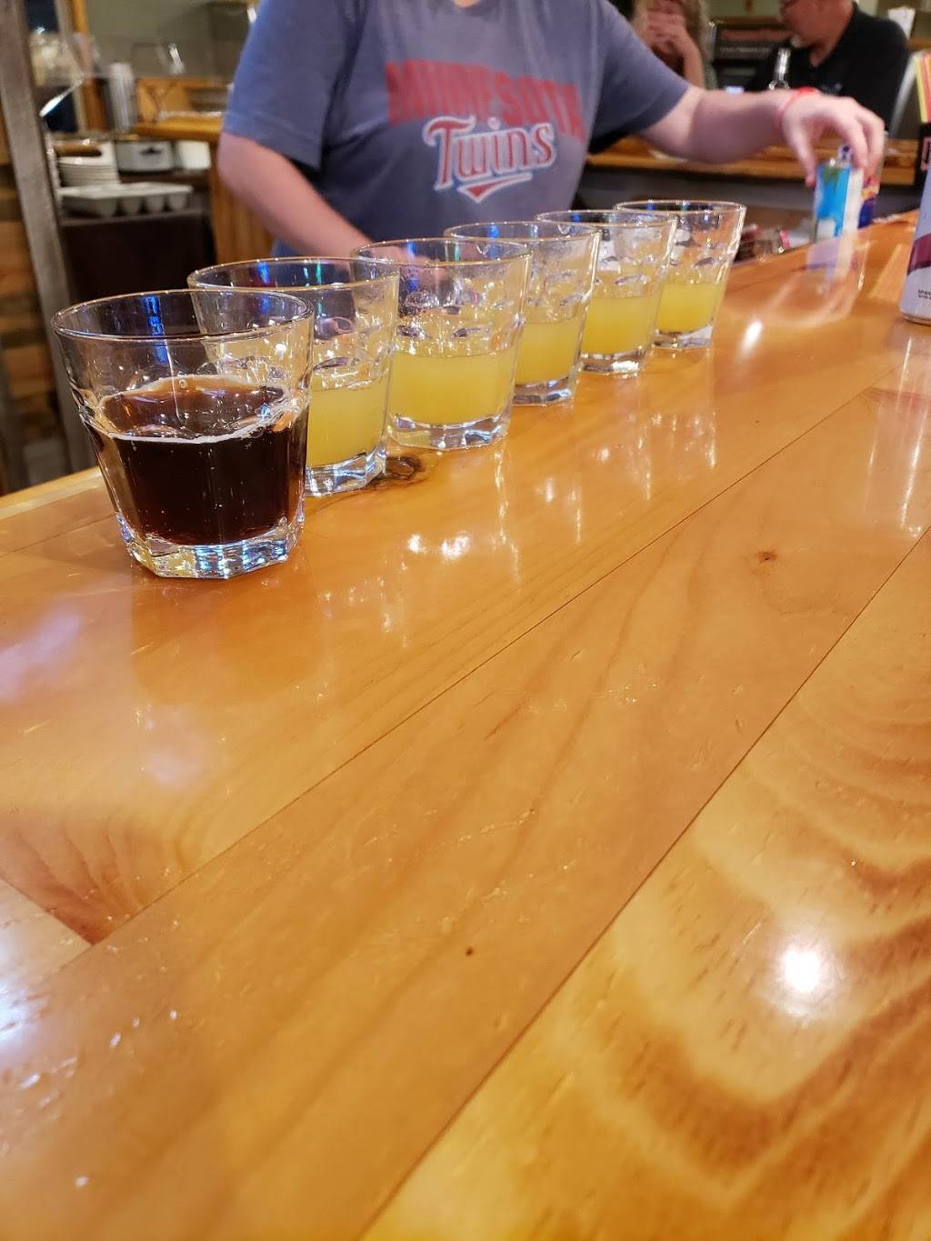 Valley Bar & Grill | restaurant | W10299 US-10, Prescott, WI 54021, USA | 7154251018 OR +1 715-425-1018