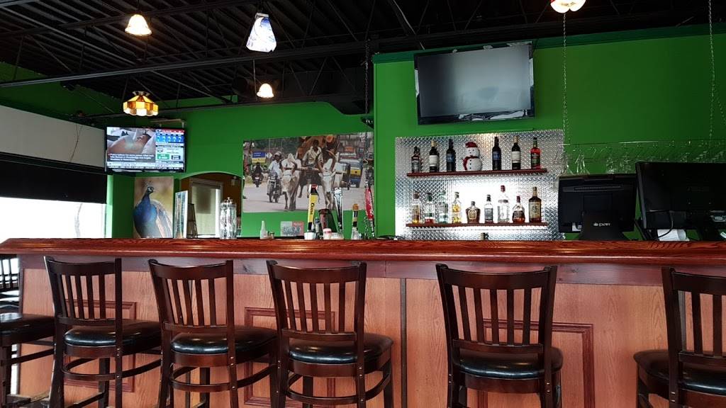 LINDSAYS AROMA . First Indian Restaurant in Lindsay. Butterchic | restaurant | 32 Queen St, Lindsay, ON K9V 1G2, Canada | 7053281001 OR +1 705-328-1001