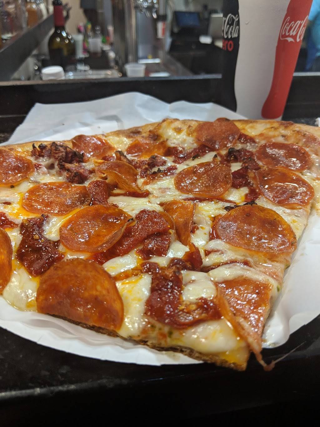 Village Road Pizzeria | restaurant | 4123 Norse Way, Long Beach, CA 90808, USA | 5624200040 OR +1 562-420-0040