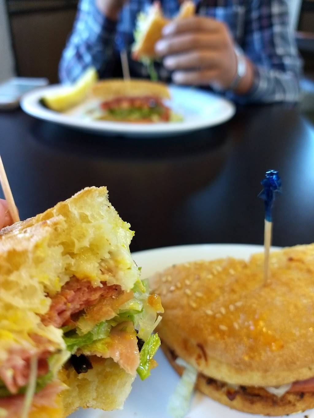 Schlotzskys | bakery | 11803 Blanco Rd, San Antonio, TX 78216, USA | 2103660383 OR +1 210-366-0383