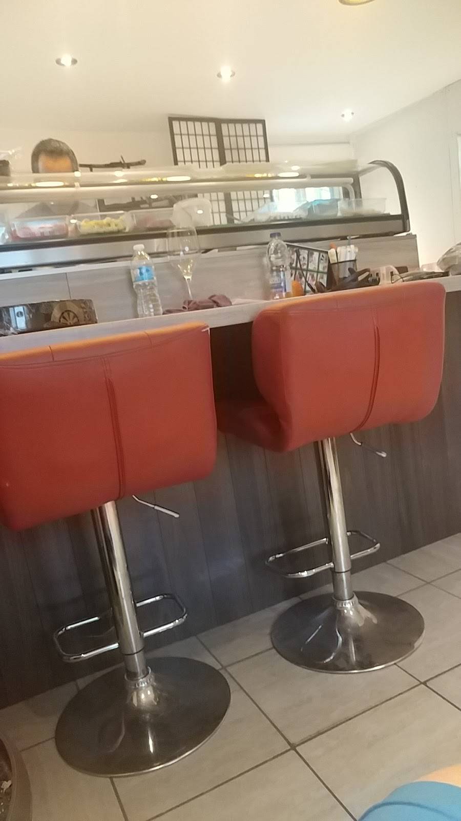 Yakitate Sushi | restaurant | 13650 Boulevard Curé-Labelle, Mirabel, QC J7J 1K3, Canada | 4504308228 OR +1 450-430-8228